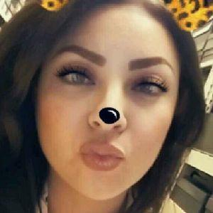 Meet your Posher, Beatriz